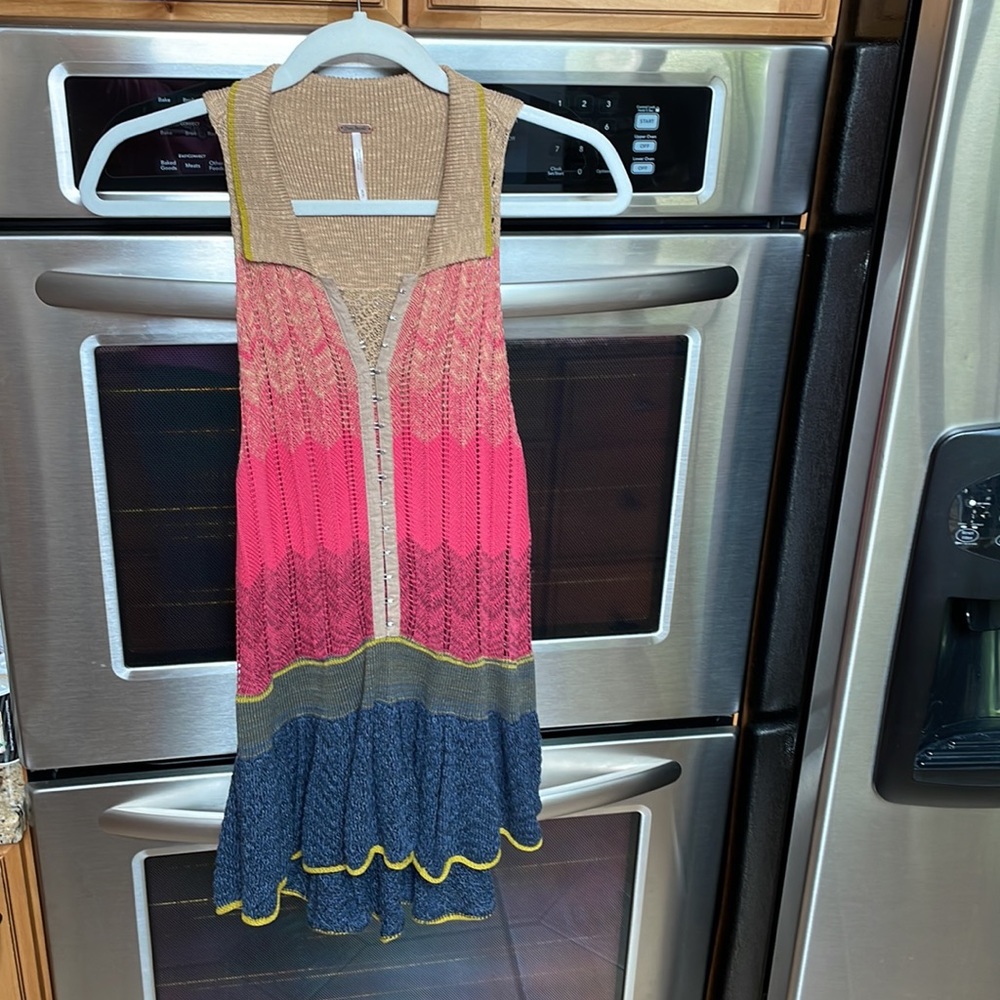 Free People S sleeveless sweater